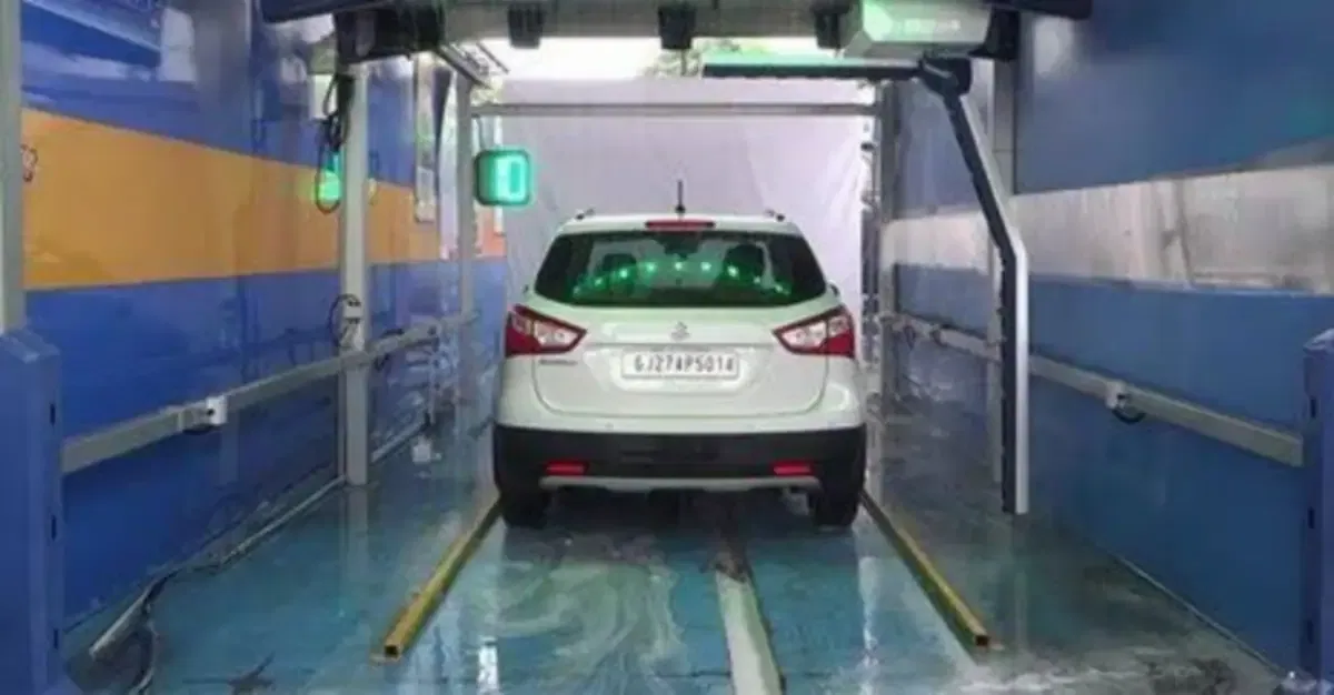 What Type of Automatic Car Wash is Best