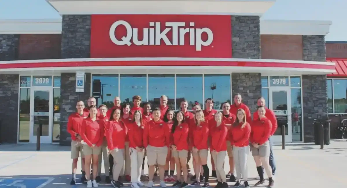 How much does a QuikTrip franchise make